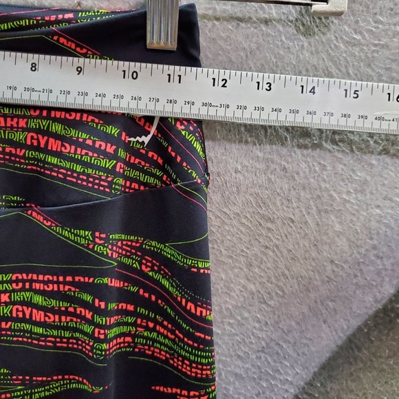 Gymshark Women Pants XS Black Leggings Geometric Logo Graphic Print 25" Inseam‎ - Picture 3 of 8